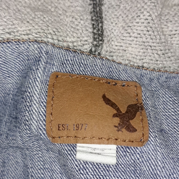 American eagle jean jacket - Picture 3 of 3